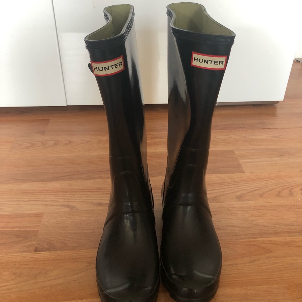 Hunter Black Huntress Gloss Boot US M 8/W 9